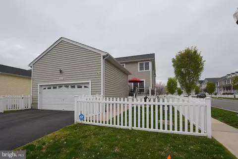 25237 Easterwood Ln, Chantilly, VA 20152 photo 3