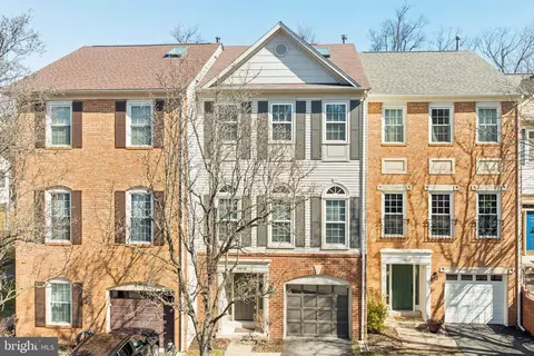 44048 Gala Cir, Ashburn, VA 20147