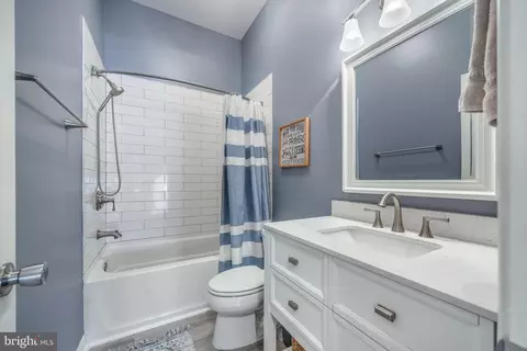 20627 Glenmere Sq, Sterling, VA 20165 photo 36