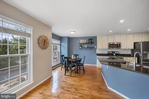 20627 Glenmere Sq, Sterling, VA 20165 photo 15