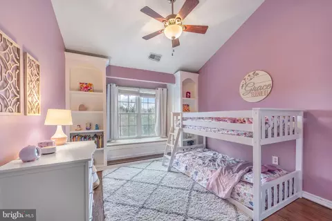 20627 Glenmere Sq, Sterling, VA 20165 photo 34
