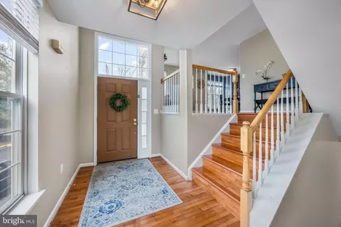 20627 Glenmere Sq, Sterling, VA 20165 photo 10