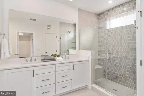 Bath - 22091 Midmoore Dr, Ashburn, VA 20148 photo 1 of 1