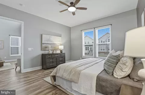 Bedroom - 23626 Jayadev Ter, Ashburn, VA 20148 photo 3 of 6