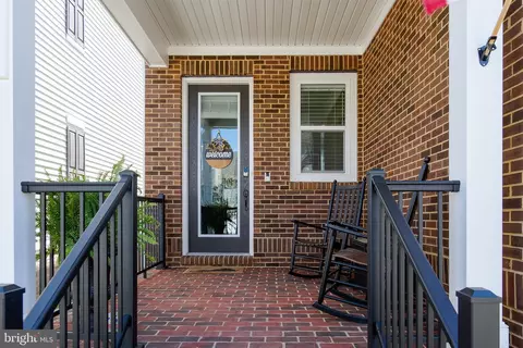 Exterior - 23626 Jayadev Ter, Ashburn, VA 20148 photo 6 of 13