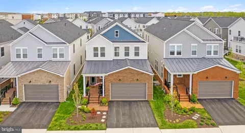 View/Area - 23626 Jayadev Ter, Ashburn, VA 20148 photo 1 of 9