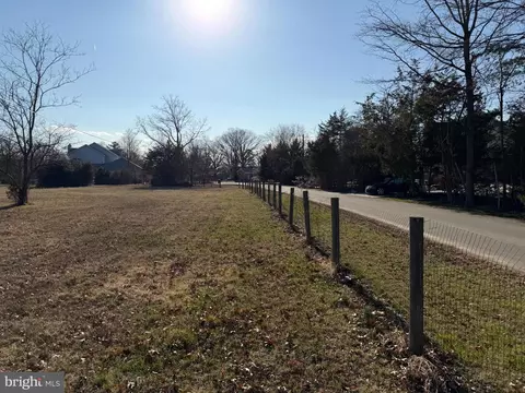 Mountain View Drive, Chantilly, VA 20152 photo 3
