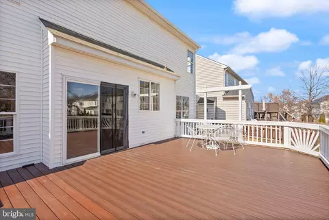 Exterior - 20504 Deerwatch Pl, Ashburn, VA 20147 photo 10 of 13