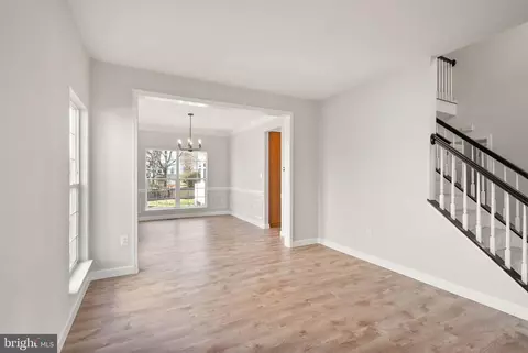 Living - 20504 Deerwatch Pl, Ashburn, VA 20147 photo 1 of 12