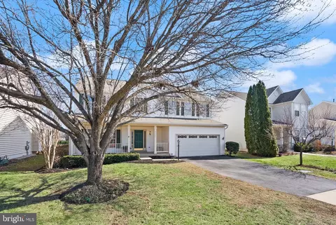 Exterior - 20504 Deerwatch Pl, Ashburn, VA 20147 photo 3 of 13