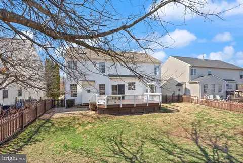 Exterior - 20504 Deerwatch Pl, Ashburn, VA 20147 photo 12 of 13