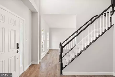 Entry Way - 20504 Deerwatch Pl, Ashburn, VA 20147 photo 2 of 9