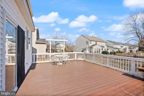 Exterior - 20504 Deerwatch Pl, Ashburn, VA 20147 photo 8 of 13