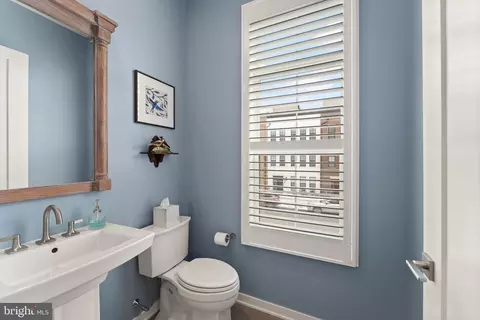 19899 Harrison Trace Ter, Ashburn, VA 20147 photo 22