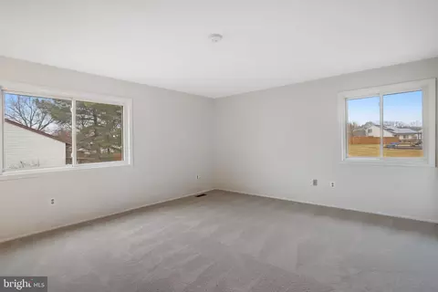 Bedroom - 9 Wrightwood Pl, Sterling, VA 20164 photo 1 of 7
