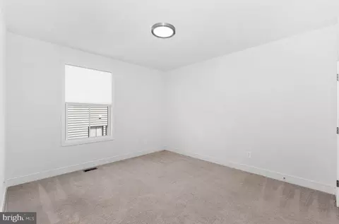 Bedroom - 21340 Rainier Ln, Broadlands, VA 20148 photo 3 of 5