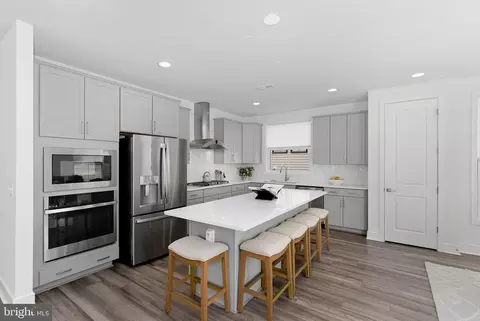 Kitchen - 21340 Rainier Ln, Broadlands, VA 20148 photo 1 of 3