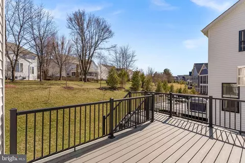 Exterior - 21340 Rainier Ln, Broadlands, VA 20148 photo 5 of 7