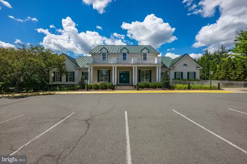 Exterior - 20141 Black Diamond Pl, Ashburn, VA 20147 photo 13 of 16