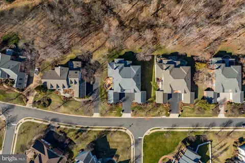 View/Area - 20141 Black Diamond Pl, Ashburn, VA 20147 photo 5 of 10