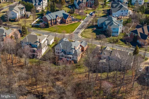 View/Area - 20141 Black Diamond Pl, Ashburn, VA 20147 photo 4 of 10