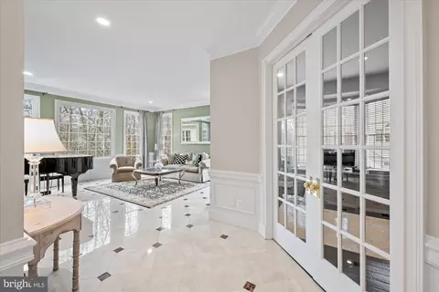 Entry Way - 20141 Black Diamond Pl, Ashburn, VA 20147 photo 6 of 18