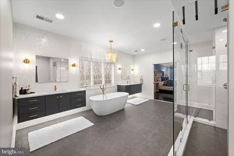 Bath - 20141 Black Diamond Pl, Ashburn, VA 20147 photo 4 of 9