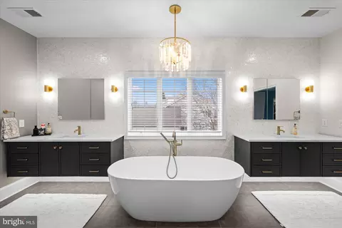 Bath - 20141 Black Diamond Pl, Ashburn, VA 20147 photo 5 of 9