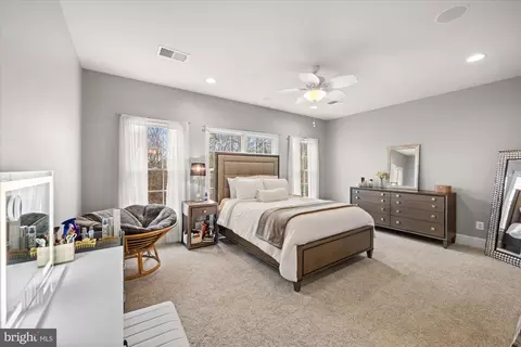 Bedroom - 20141 Black Diamond Pl, Ashburn, VA 20147 photo 3 of 4