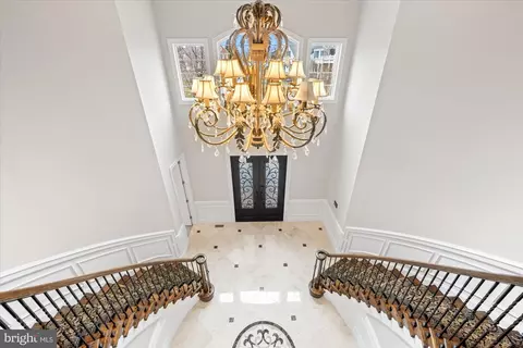 Entry Way - 20141 Black Diamond Pl, Ashburn, VA 20147 photo 11 of 18