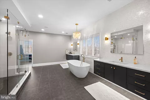 Bath - 20141 Black Diamond Pl, Ashburn, VA 20147 photo 2 of 9