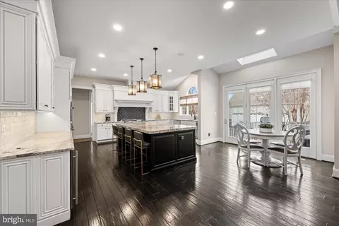 Kitchen - 20141 Black Diamond Pl, Ashburn, VA 20147 photo 1 of 6