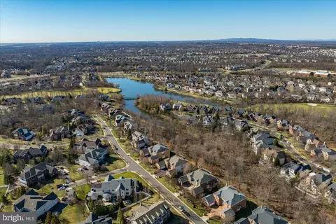 View/Area - 20141 Black Diamond Pl, Ashburn, VA 20147 photo 2 of 10