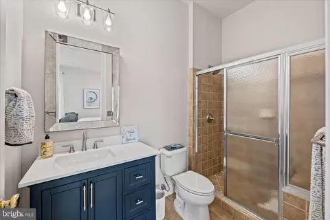 Bath - 20141 Black Diamond Pl, Ashburn, VA 20147 photo 1 of 9