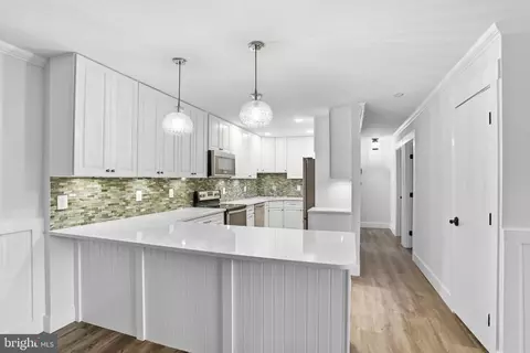 141 N Fillmore Ave N #10, Sterling, VA 20164