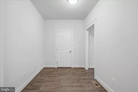 Entry Way - 35898 Quantum Pl, Round Hill, VA 20141 photo 6 of 20