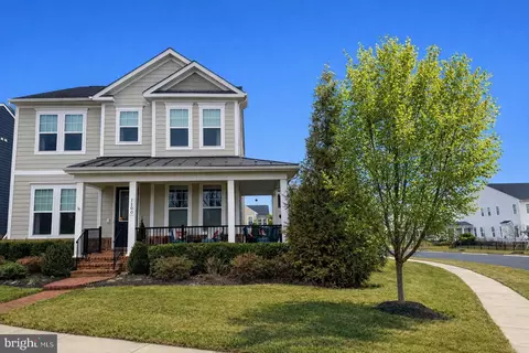 1100 Justinian St SE, Leesburg, VA 20175