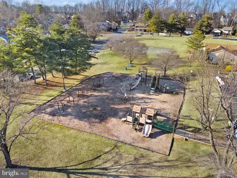 View/Area - 191 N Cottage Rd, Sterling, VA 20164 photo 11 of 11