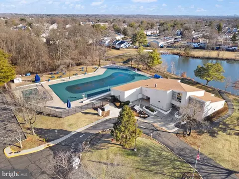 View/Area - 191 N Cottage Rd, Sterling, VA 20164 photo 6 of 11