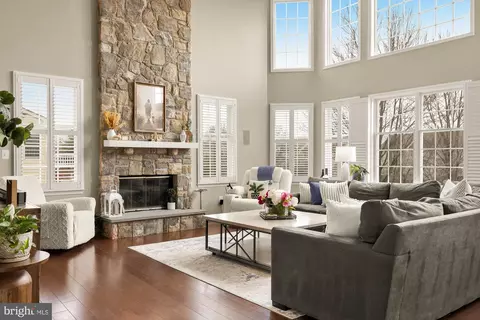 Other - 43592 Lucketts Bridge Cir, Ashburn, VA 20148 photo 3 of 19