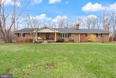 40886 Lewis Ct, Leesburg, VA 20175