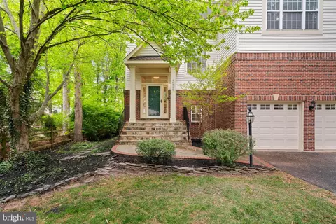 47569 Saulty Dr, Sterling, VA 20165 photo 5