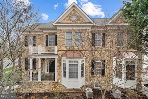 43490 Millwright Ter, Leesburg, VA 20176