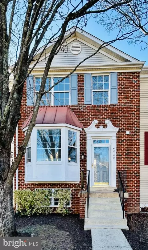 43105 Gatwick Sq, Ashburn, VA 20147