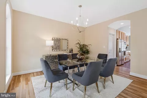 Dining - 19834 Smith Cir, Ashburn, VA 20147 photo 3 of 4