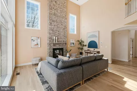 Living - 19834 Smith Cir, Ashburn, VA 20147 photo 1 of 6
