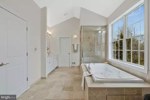 Entry Way - 19834 Smith Cir, Ashburn, VA 20147 photo 9 of 10