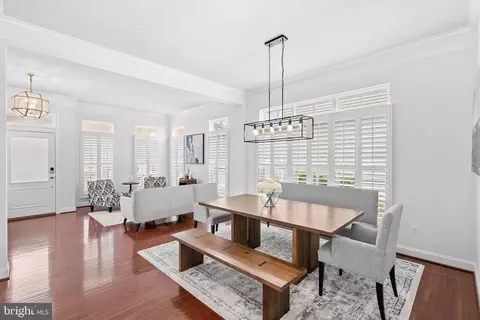 Dining - 23248 Hickox Dr, Brambleton, VA 20148 photo 2 of 4