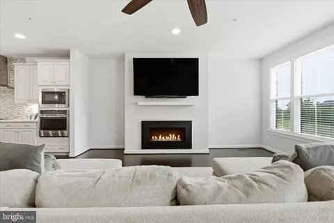 Other - 43392 Whitehead Ter, Ashburn, VA 20148 photo 5 of 23