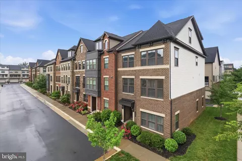 Exterior - 43392 Whitehead Ter, Ashburn, VA 20148 photo 1 of 4